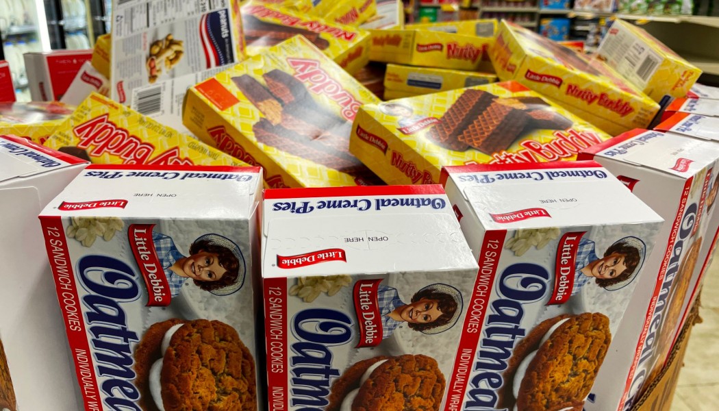 The Top 5 Snacks for the Hunting Blind (Ranked by a Hunter Who’s Tried Them All)