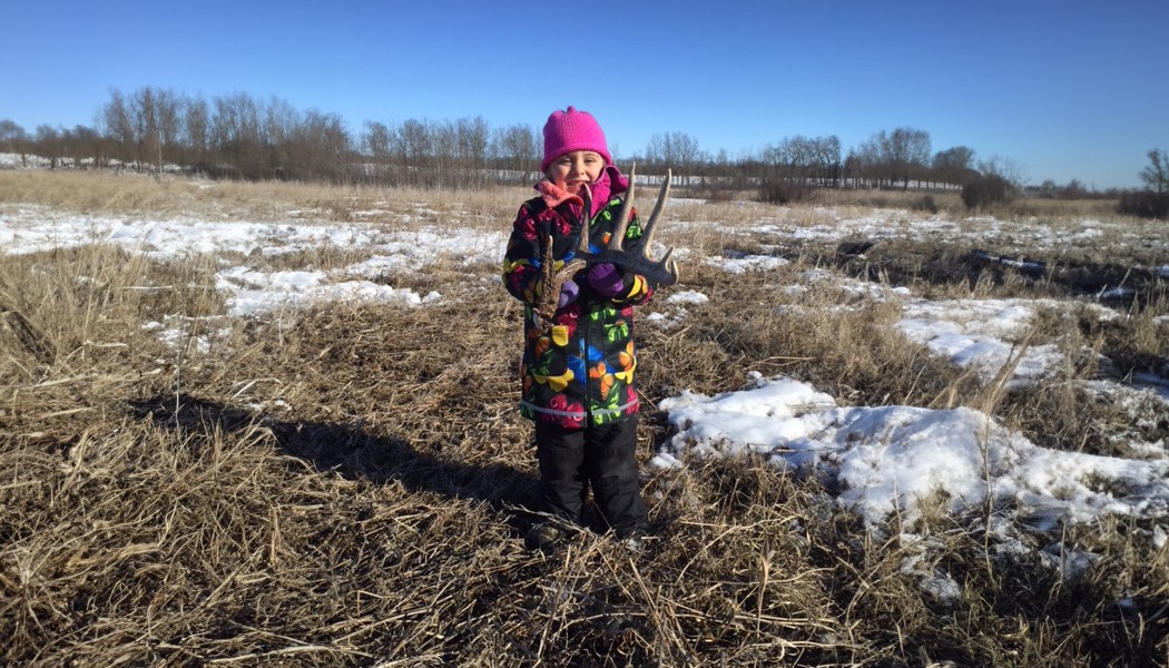 FOUR WAYS TO GET THE KIDS OUTSIDE